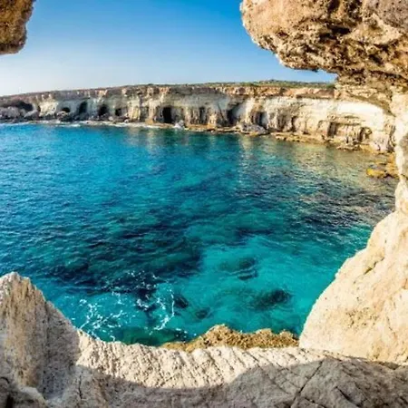 别墅 You Will Love This Luxury 2 Bedroom Holiday In Protaras, 1212