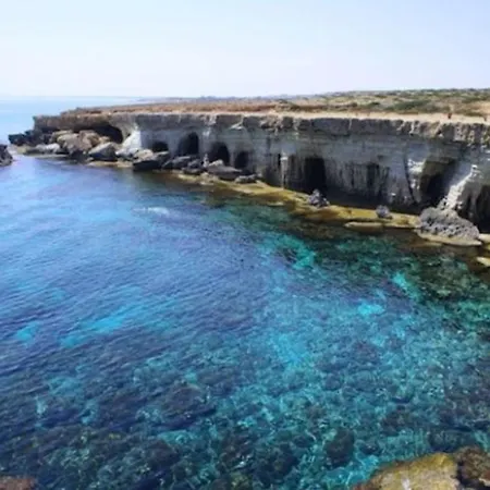 别墅 You Will Love This Luxury 2 Bedroom Holiday In Protaras, 1212
